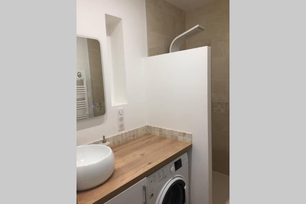 Meuble T2 Moderne En Hyper Centre Apartment Вител Екстериор снимка
